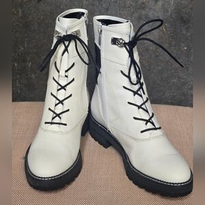 NWOT FRANCO SARTO WHITE WOMEN'S ROSY BOOTIE